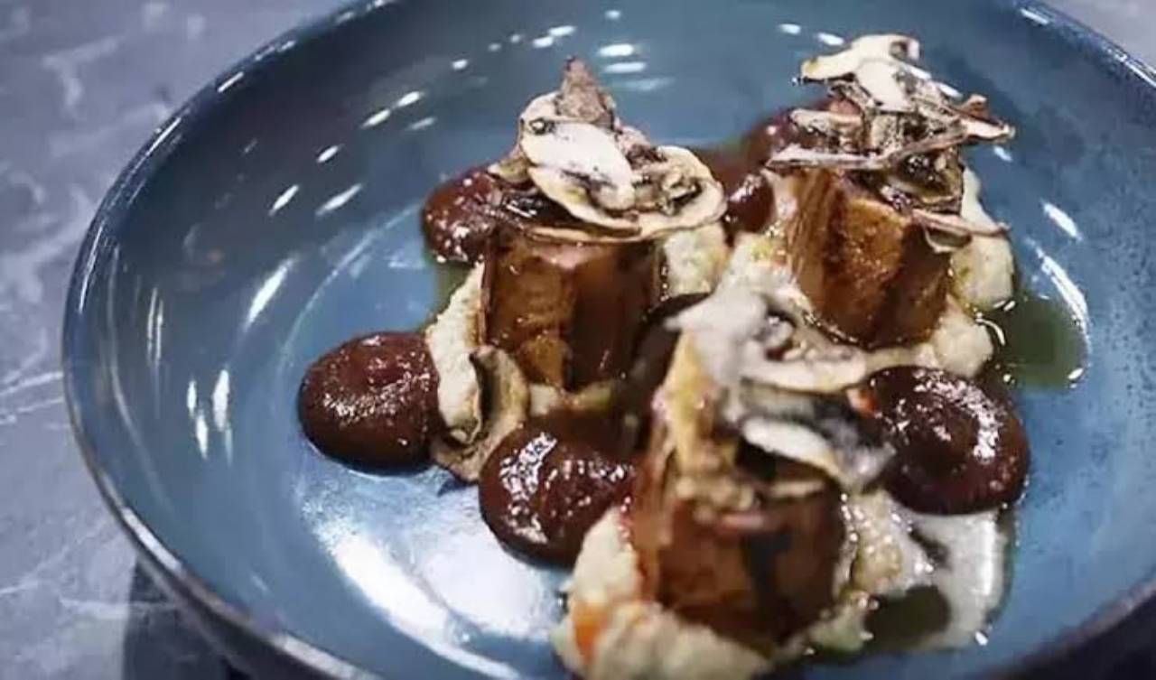 MasterChef Mehmet Yalçınkaya’nın Özel Tarifi: Kuzu Sırtı Nasıl Yapılır?