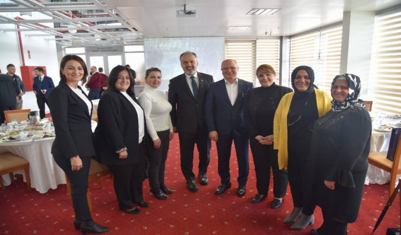 AK Parti Bursa kadınlarından vefa buluşması