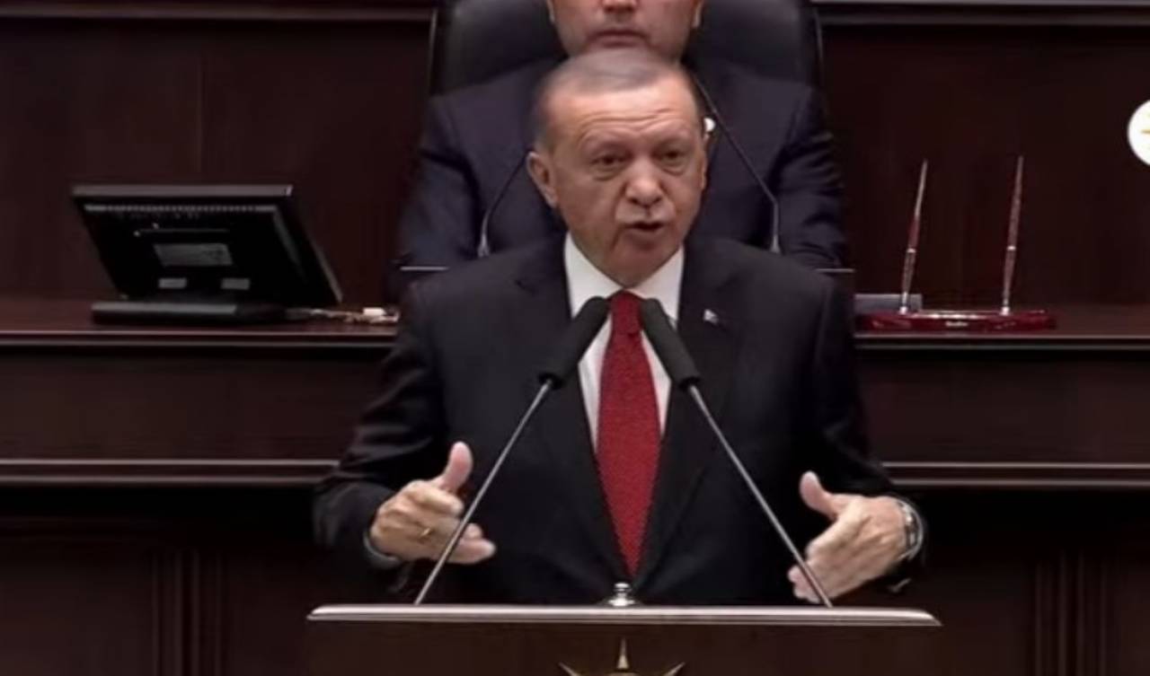 Cumhurbaşkanı Erdoğan: Karadan da tepelerine bineceğiz!