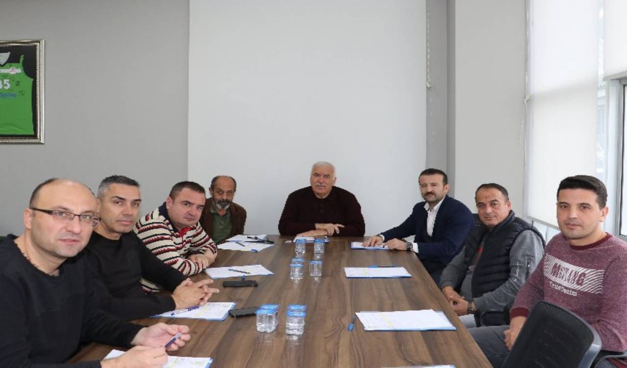 Manisa Büyükşehir Belediyespor'da gündem toplantısı